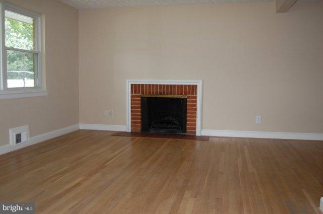 3226 Graham Road Falls Church, VA 22042 - Photo 17 of 19 Family Room