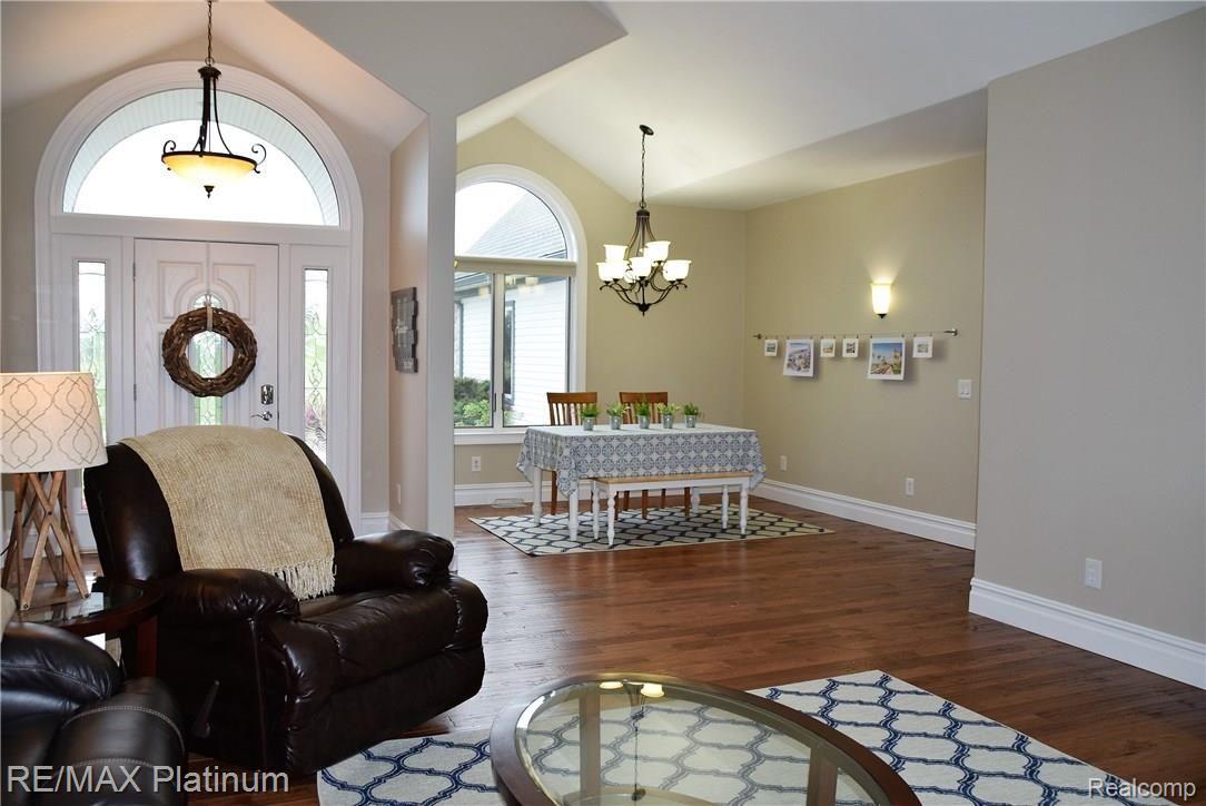 270 North Kane Road Webberville, MI 48892 - Photo 8 of 51 great room.jpg