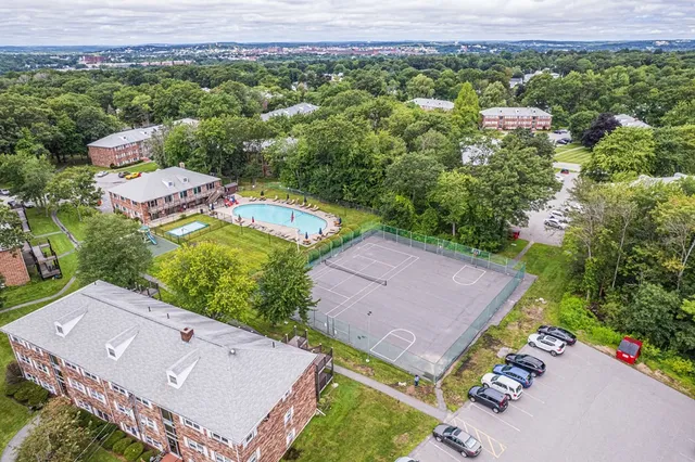 $2,275 | 50 Farrwood Avenue, Unit 9, North Andover, MA 01845