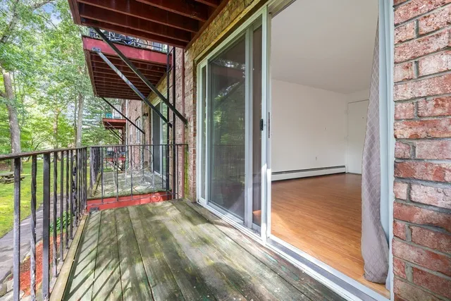 $2,275 | 50 Farrwood Avenue, Unit 9, North Andover, MA 01845