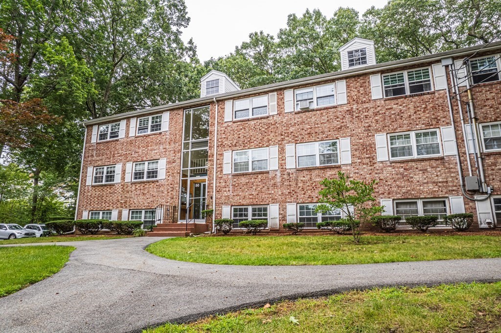 50 Farrwood Avenue, Unit 9 North Andover, MA 01845 - Photo 9 of 13