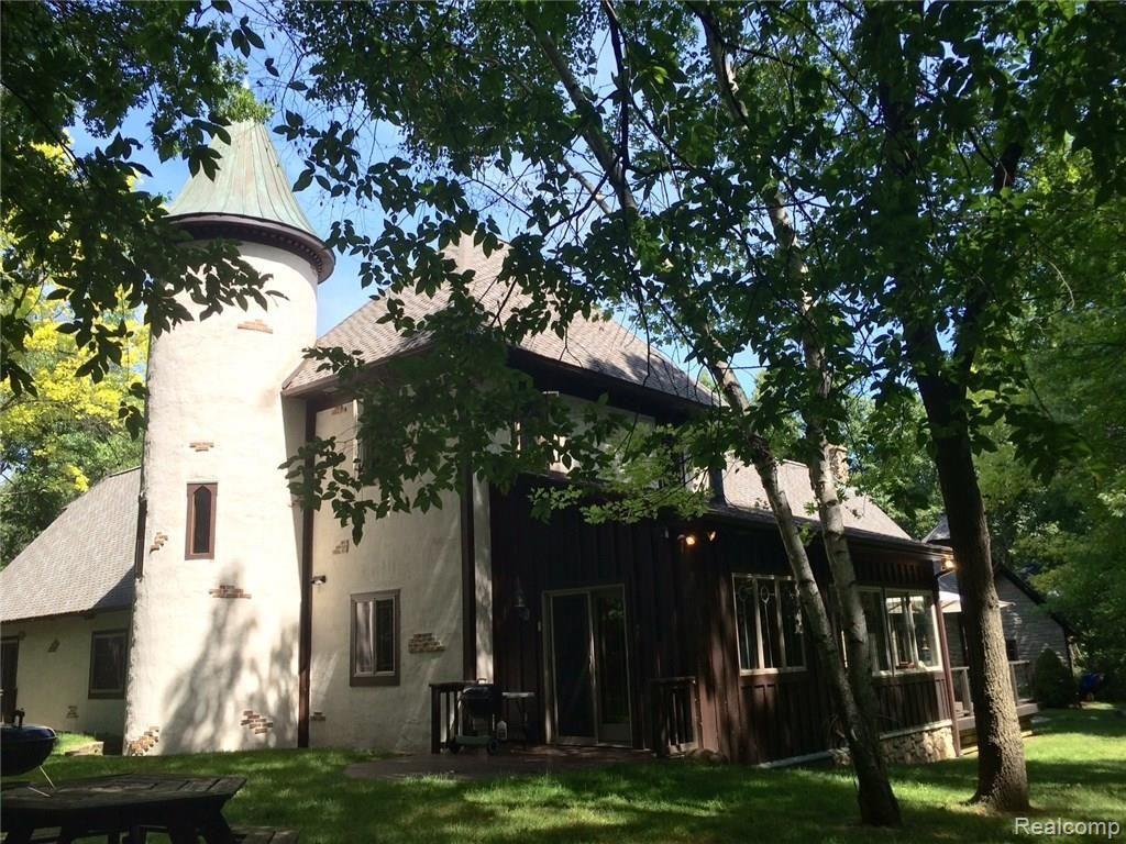 3248 East Sutton Road Dryden, MI 48428 - Photo 11 of 41 FullSizeRender_2.jpg