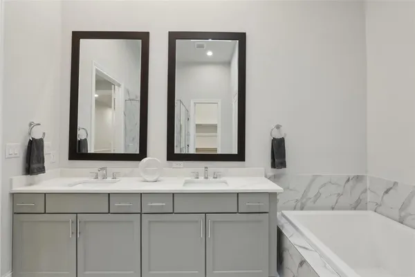 $499,900 | 1432 N Avenue, Plano, TX 75074