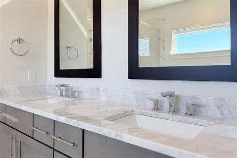 $499,900 | 1432 N Avenue, Plano, TX 75074