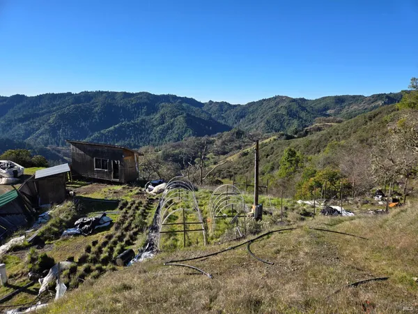 $184,900 | 16191 Ridgeview Road, Willits, CA 95490