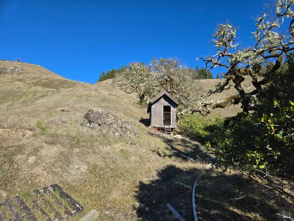 $184,900 | 16191 Ridgeview Road, Willits, CA 95490