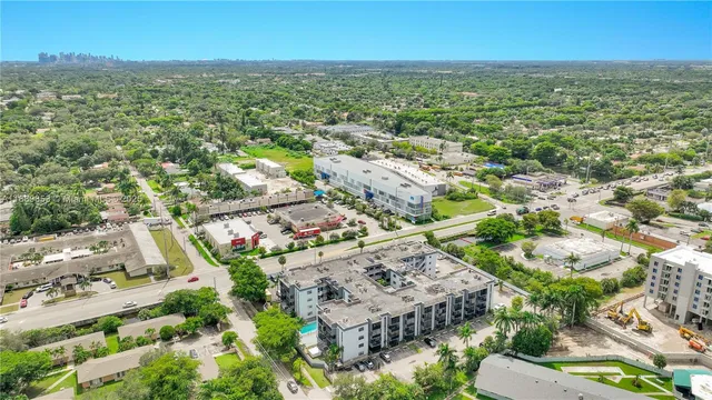 $120,000 | 13500 Northeast 3rd Court, Unit 419, North Miami, FL 33161