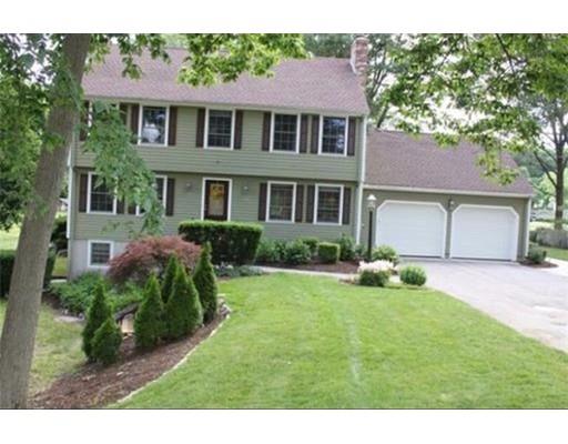 156 Berwick Road Attleboro, MA 02703 - Photo 1 of 40 Gallery Image 1