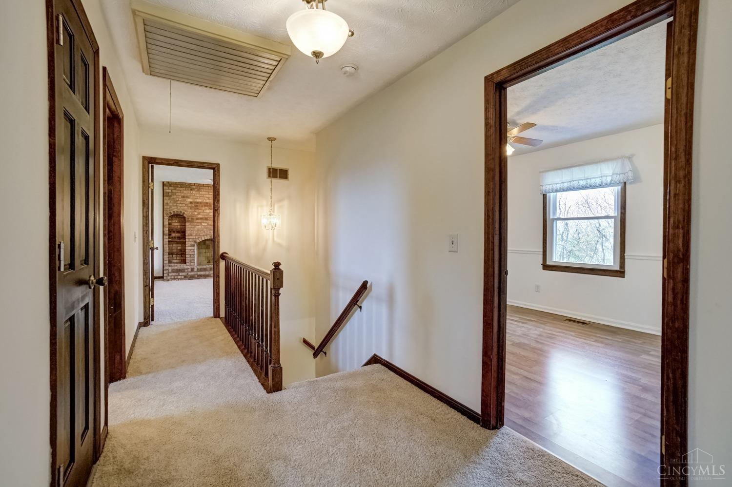 5393 Haft Road Cincinnati, OH 45247 - Photo 15 of 33