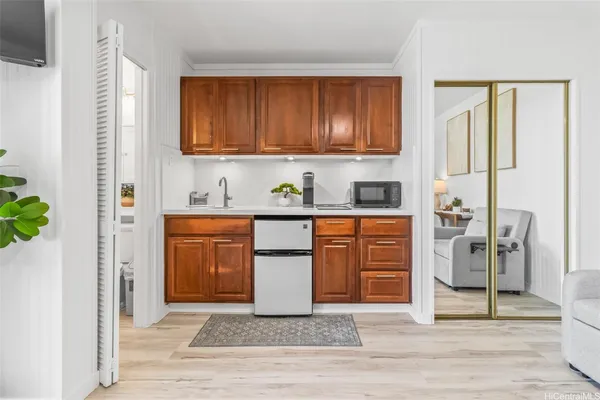 $2,000 | 2509 Ala Wai Boulevard, Unit 503, Honolulu, HI 96815