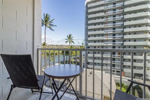 $2,000 | 2509 Ala Wai Boulevard, Unit 503, Honolulu, HI 96815