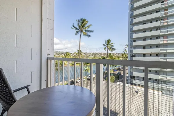 $2,000 | 2509 Ala Wai Boulevard, Unit 503, Honolulu, HI 96815