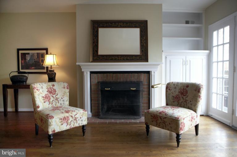 342 11th Street Southeast Washington, DC 20003 - Photo 22 of 30 Living Room Fireplace