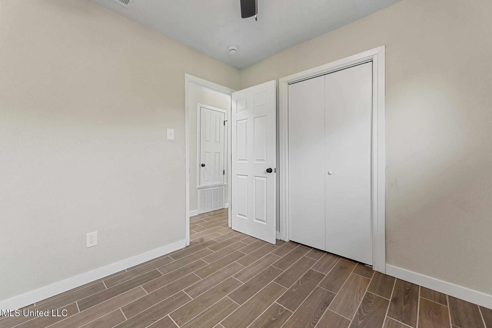 312 Springdale Circle D'Iberville, MS 39540 - Photo 17 of 21 017