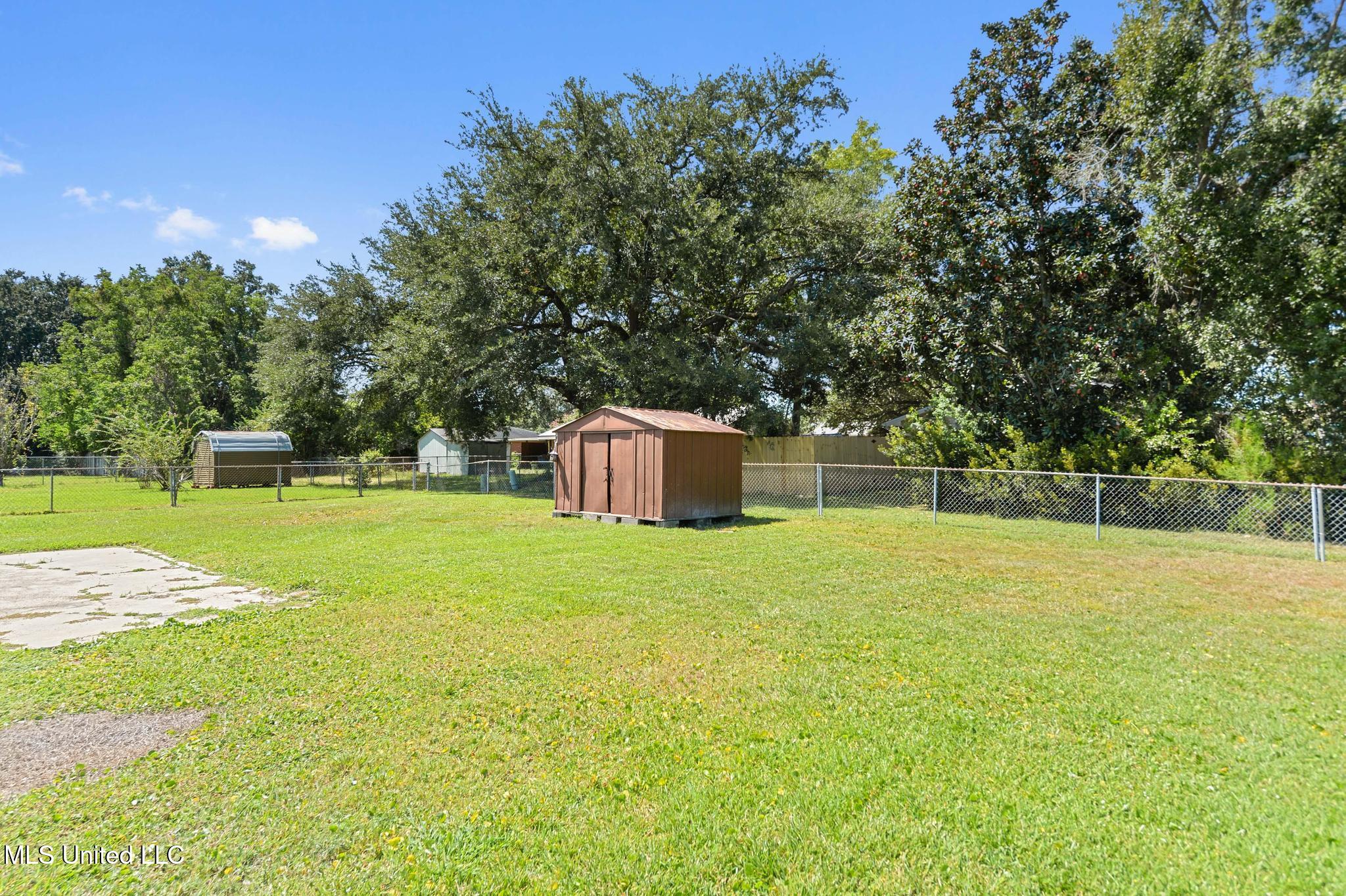 312 Springdale Circle D'Iberville, MS 39540 - Photo 20 of 21 020