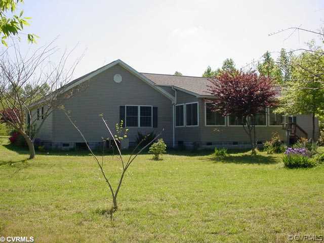 9142 Doles Road Ivor, VA 23866 - Photo 8 of 12 Exterior Back