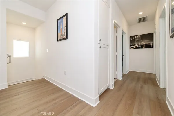 $6,000 | 243 Yerba, Irvine, CA 92618