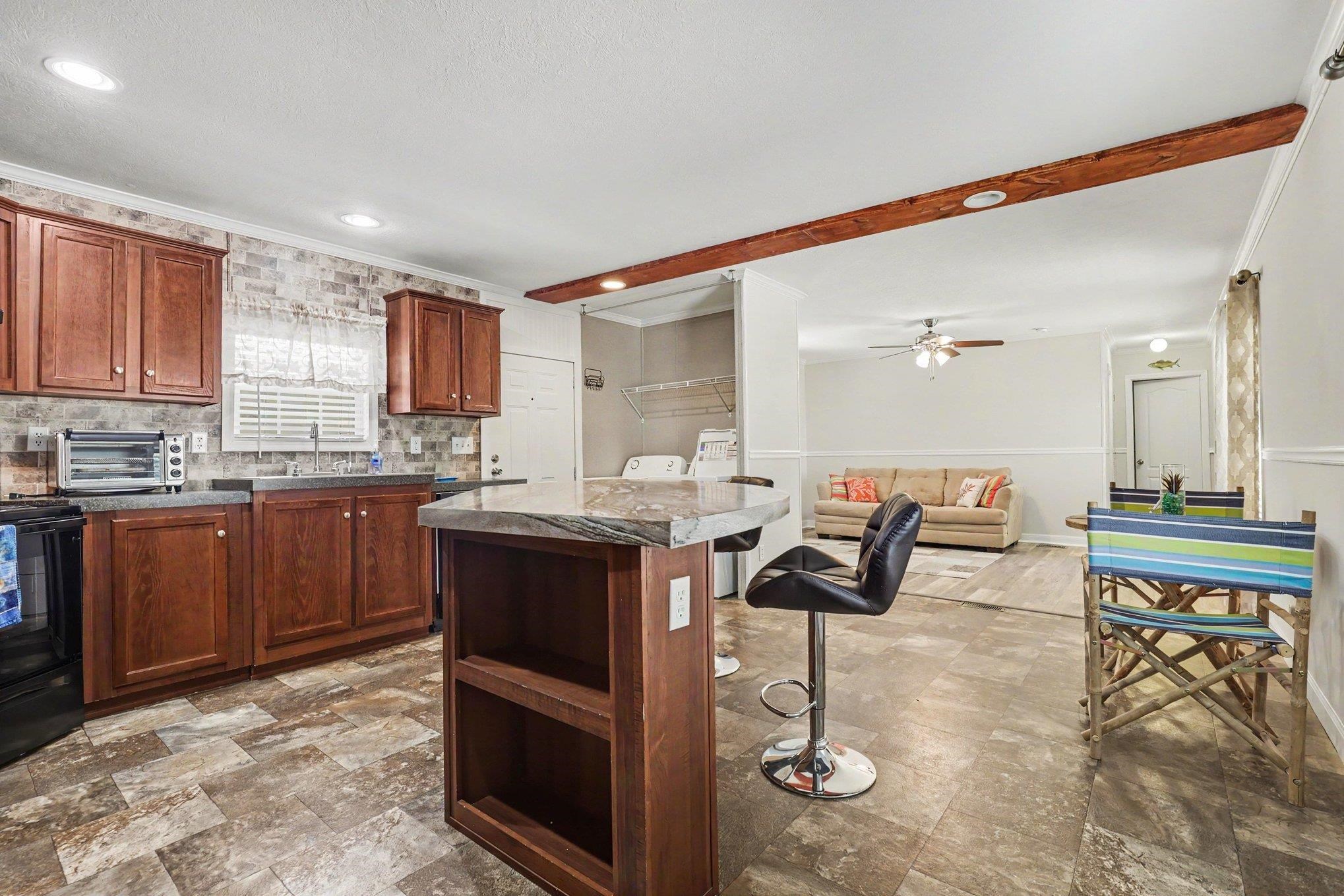 530 Key Largo Avenue Murrells Inlet, SC 29576 - Photo 11 of 34