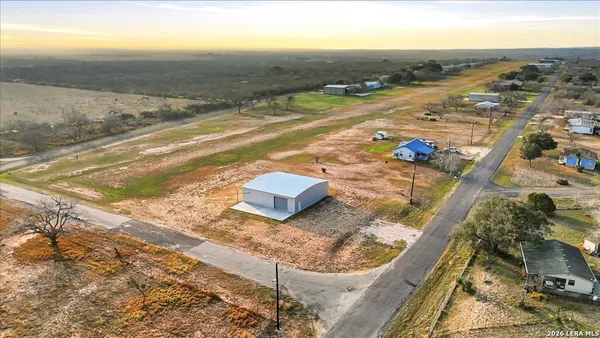 $125,000 | 101 Gallant Fox Drive, Sandia, TX 78383