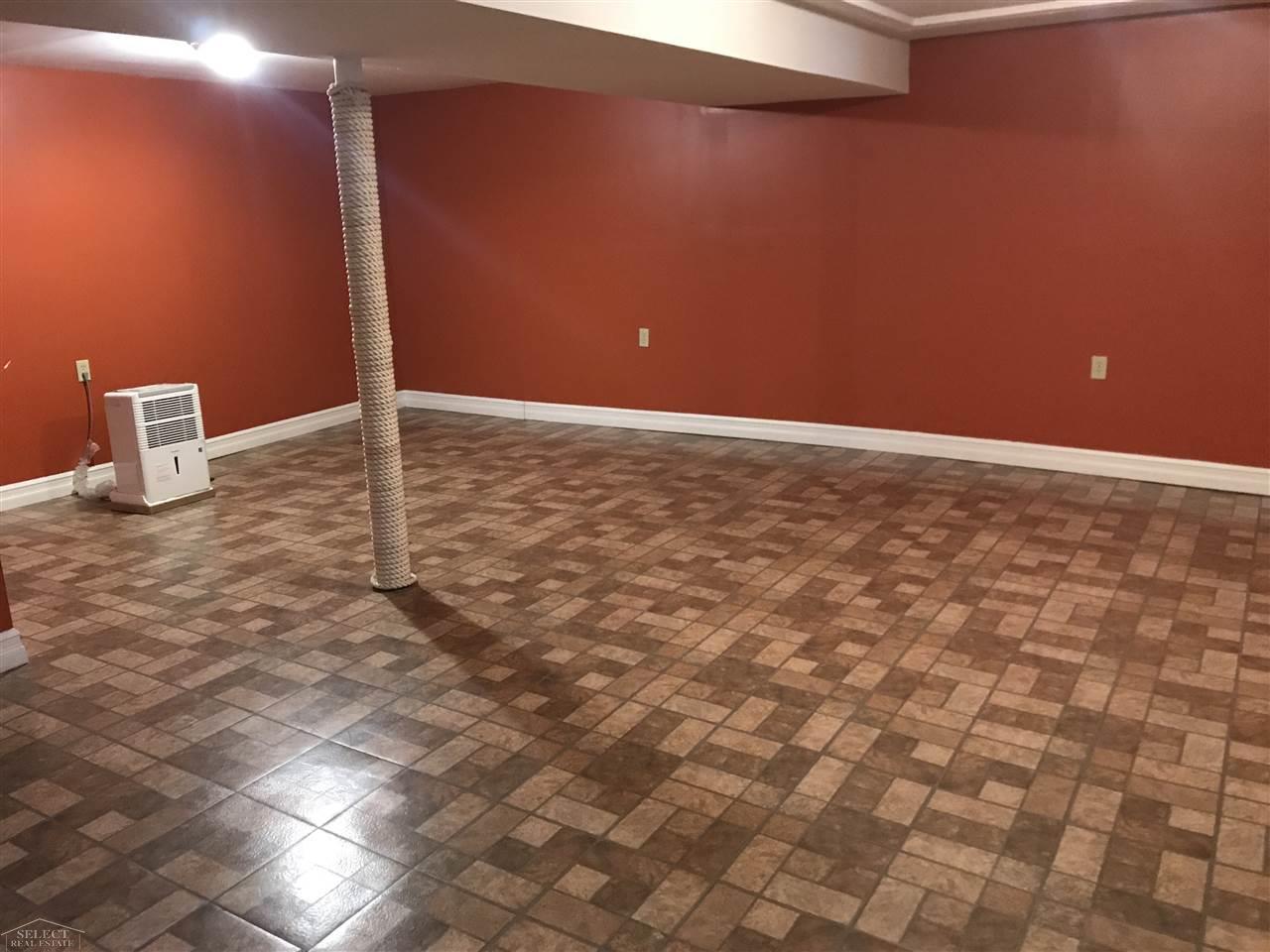 4926 15 Mile Road Sterling Heights, MI 48310 - Photo 53 of 57
