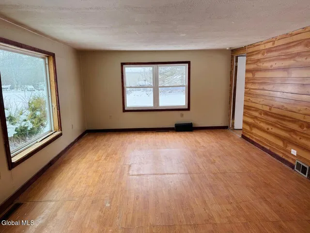 $109,000 | 129 Hogsback Road, Warren, NY 13439