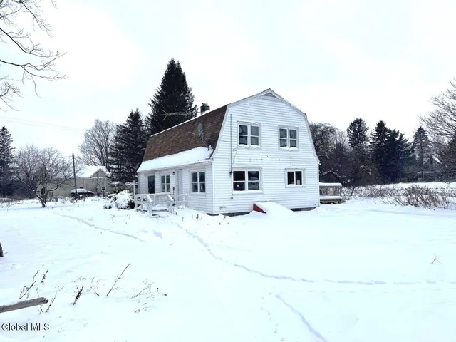 $109,000 | 129 Hogsback Road, Warren, NY 13439