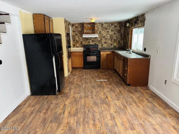 $109,000 | 129 Hogsback Road, Warren, NY 13439