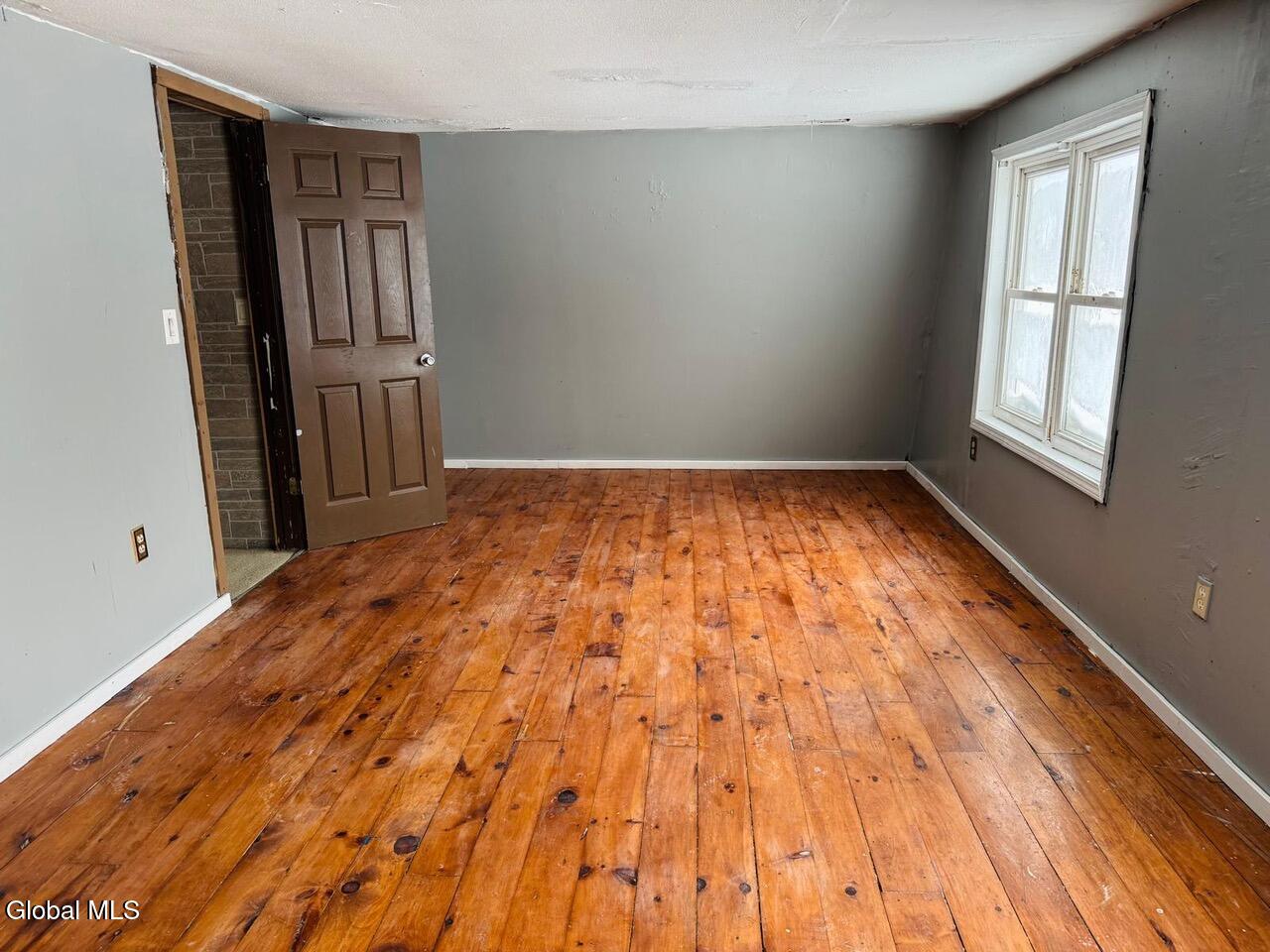 129 Hogsback Road Warren, NY 13439 - Photo 7 of 21 PHOTO-2025-12-07-21-25-23 17