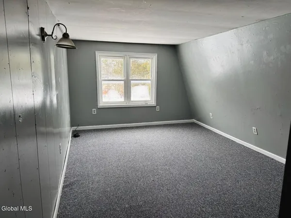 $109,000 | 129 Hogsback Road, Warren, NY 13439