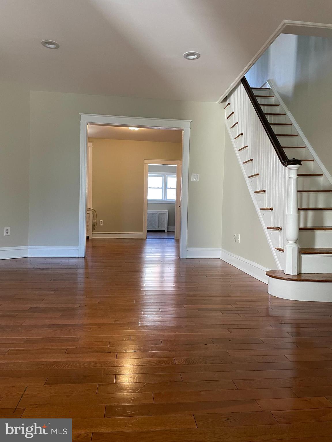 35 Lamport Road Upper Darby, PA 19082 - Photo 8 of 37