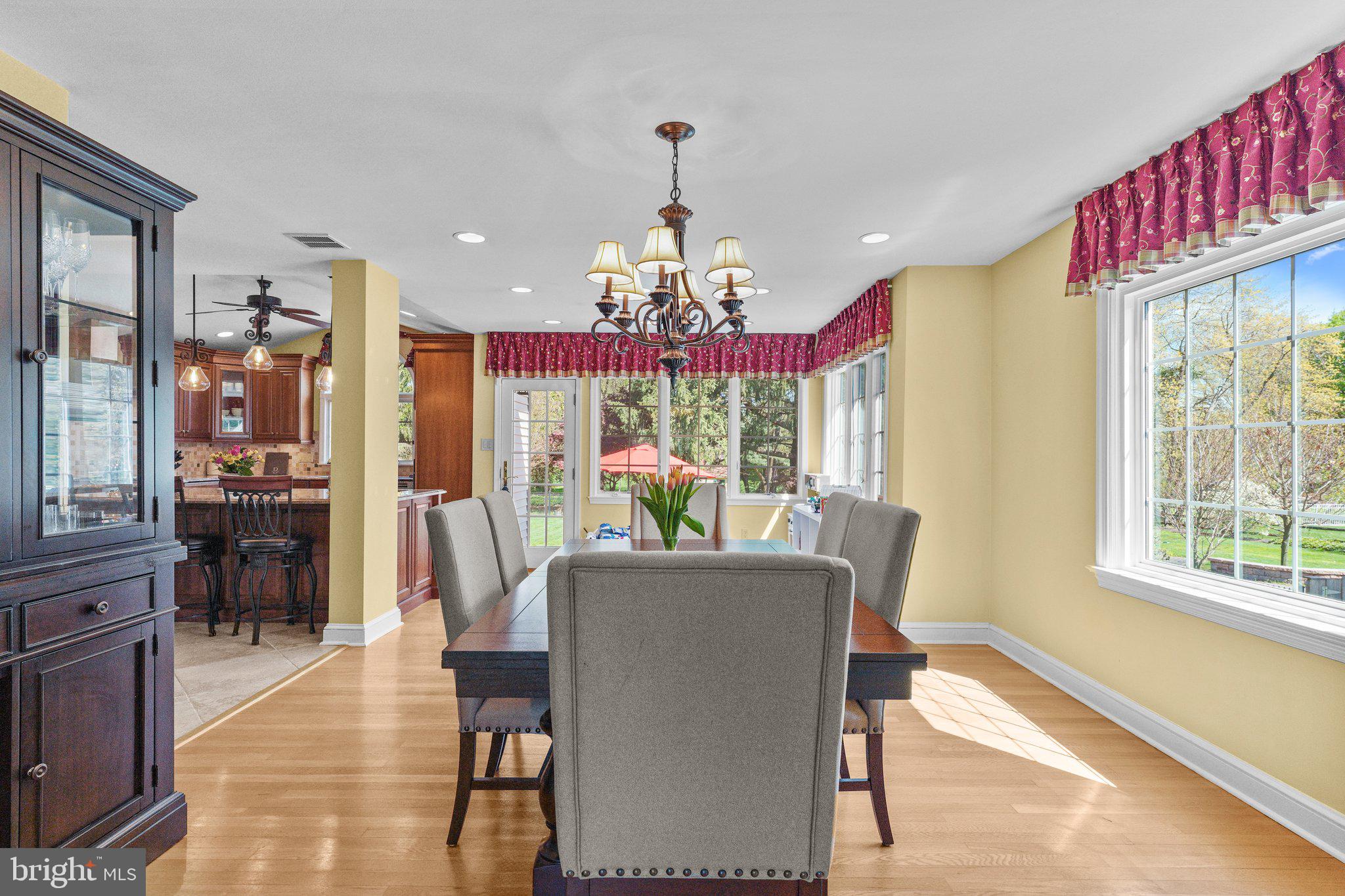 30 Hilltop Road Ewing, NJ 08638 - Photo 12 of 51 Dinning Room