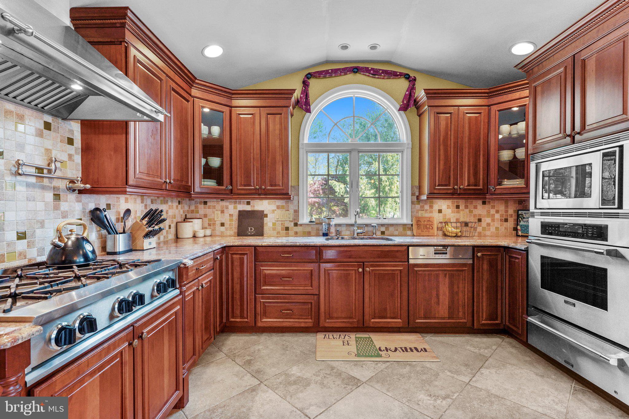 30 Hilltop Road Ewing, NJ 08638 - Photo 19 of 51