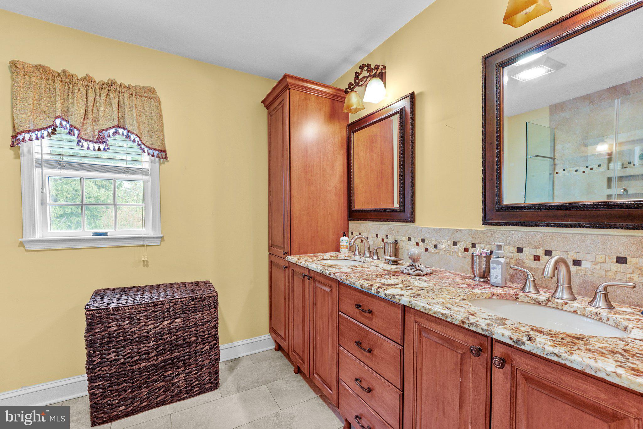 30 Hilltop Road Ewing, NJ 08638 - Photo 28 of 51 Upstairs Bathroom