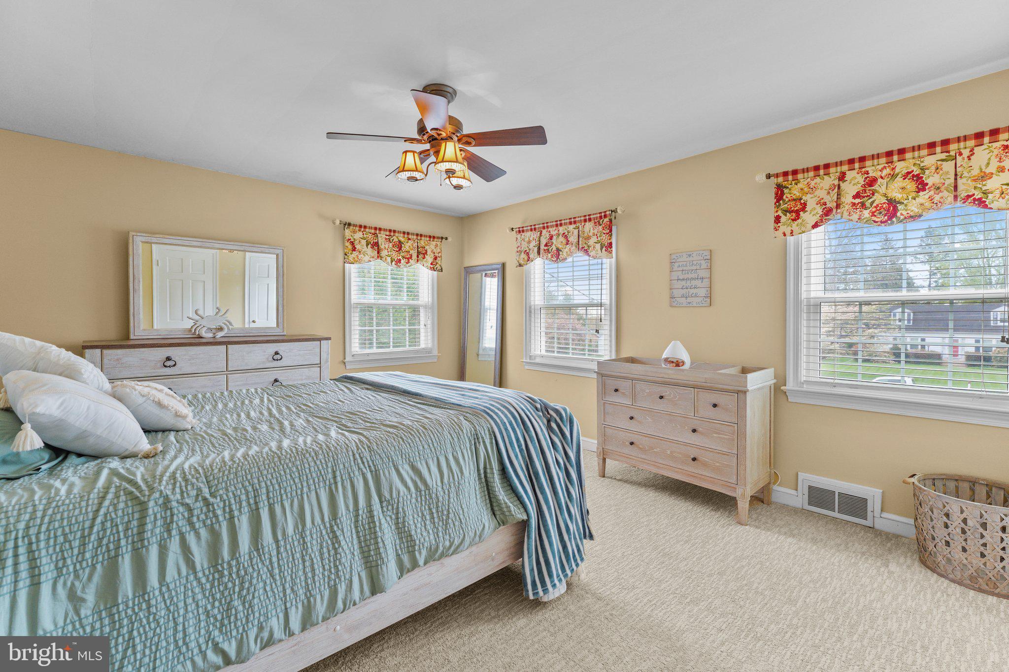 30 Hilltop Road Ewing, NJ 08638 - Photo 30 of 51 2nd Bedroom