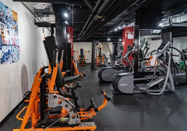 $3,920 | 104-20 Queens Boulevard, Unit 17U | Rego Park