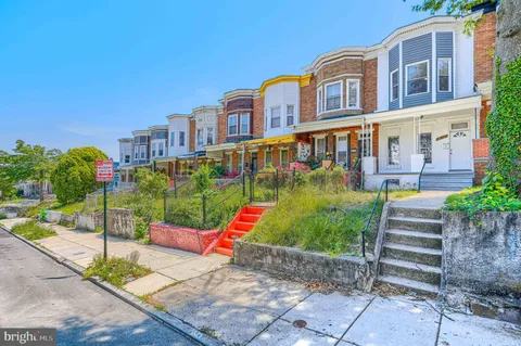 $2,150 | 2917 Clifton Avenue, Baltimore, MD 21216