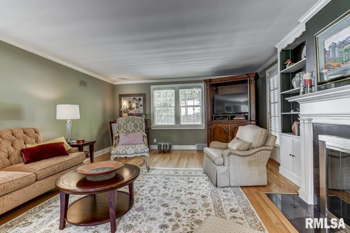 2160 Sylvan Road Springfield, IL 62704 - Photo 5 of 50 Gallery Image 5