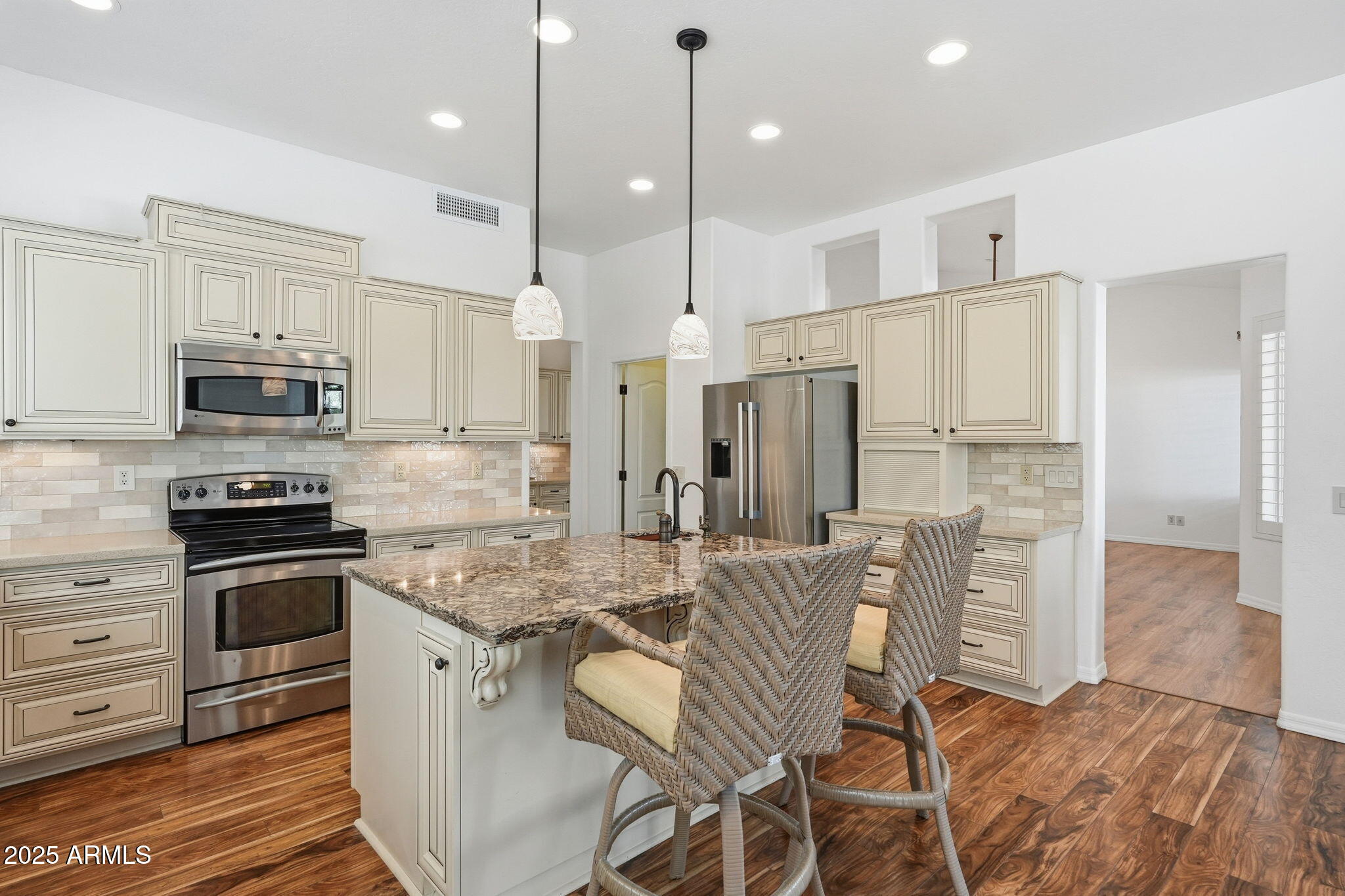 1770 West Hawk Way Chandler, AZ 85286 - Photo 2 of 45 92-web-or-mls-021_ListerPros