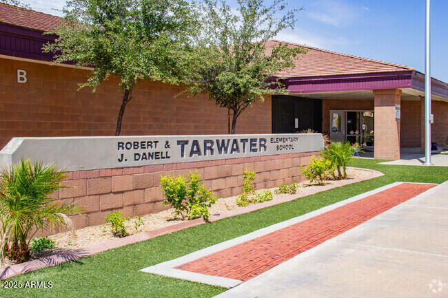1770 West Hawk Way Chandler, AZ 85286 - Photo 39 of 45 robert-and-danell-tarwater-elementary-sc