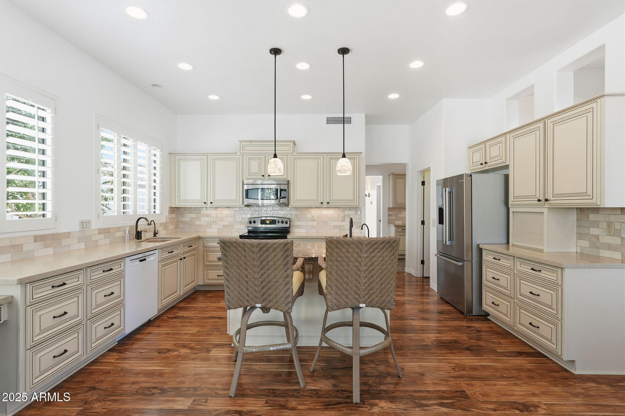 1770 West Hawk Way Chandler, AZ 85286 - Photo 4 of 45 91-web-or-mls-020_ListerPros