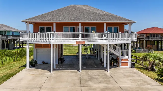$570,000 | 2383 Sandpiper, Crystal Beach, TX 77650