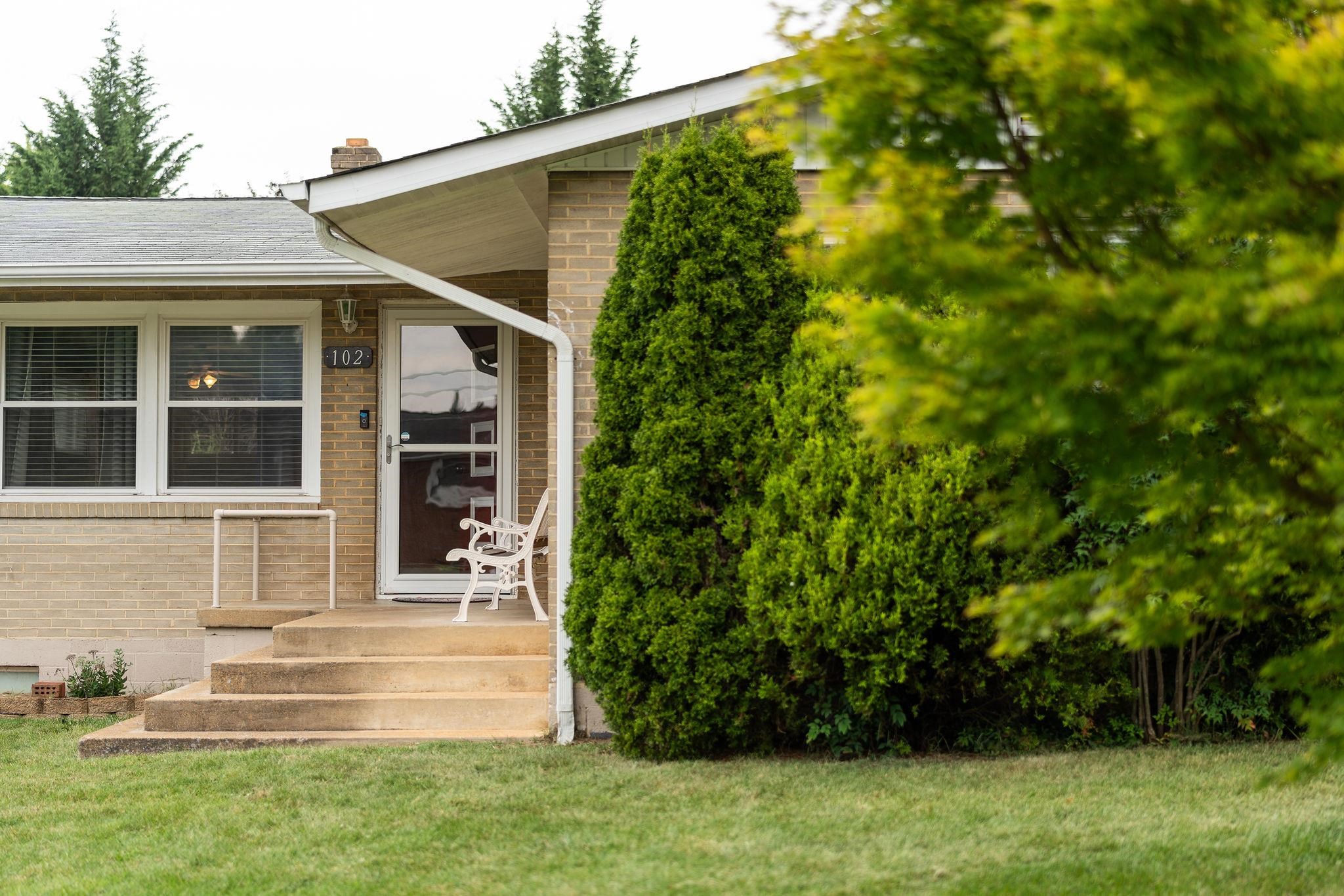 102 Devon Road Staunton, VA 24401 - Photo 2 of 54 Gallery Image 2