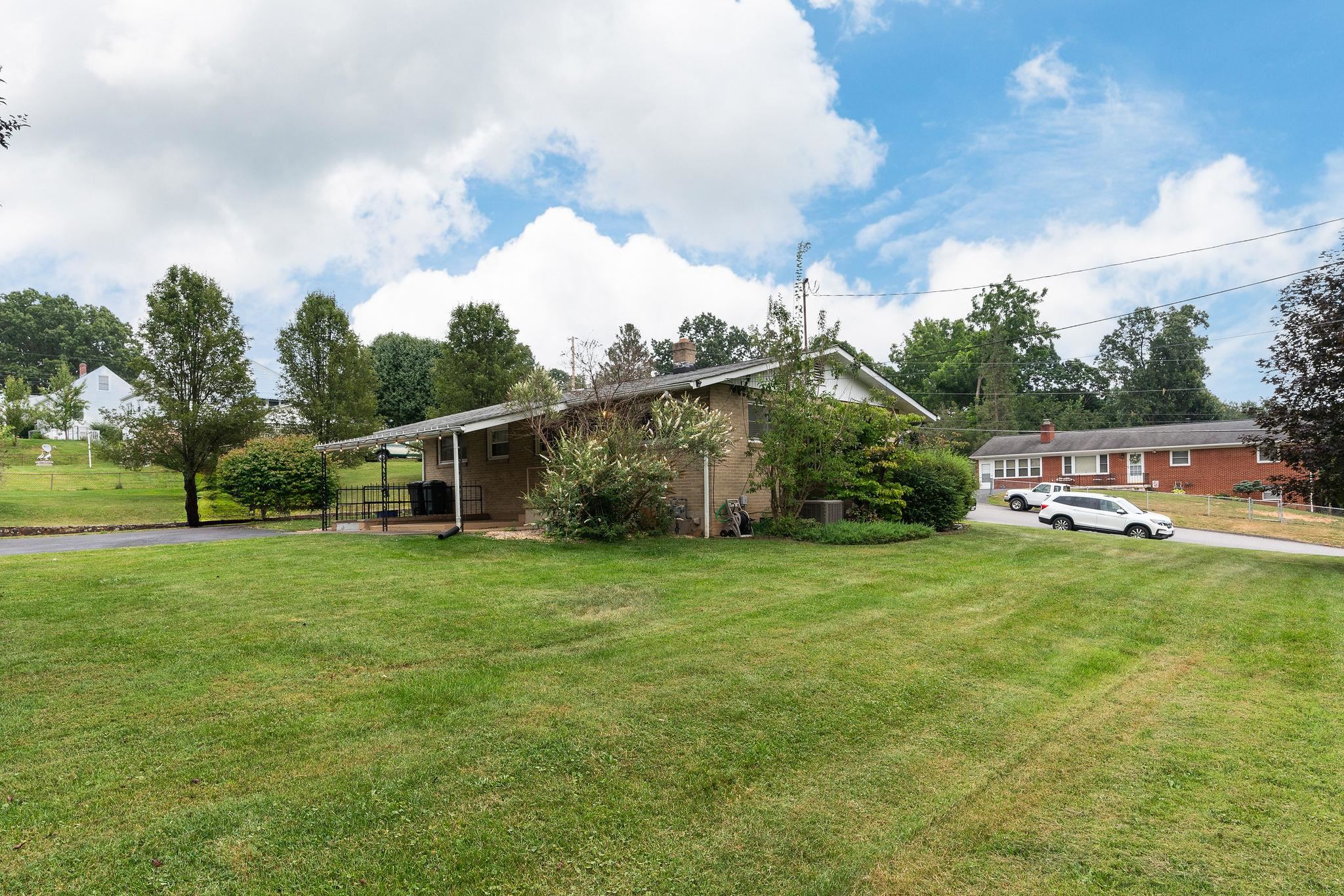 102 Devon Road Staunton, VA 24401 - Photo 49 of 54 Gallery Image 49