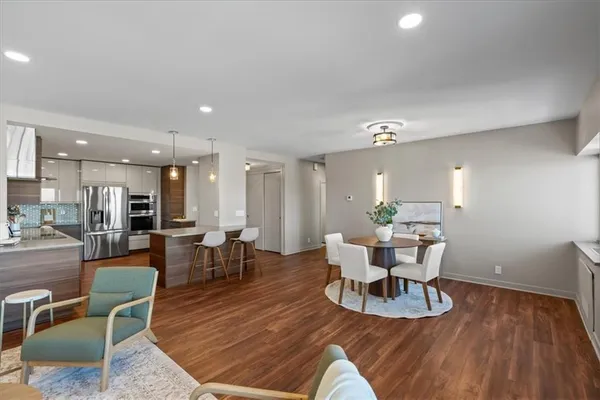 $679,900 | 121 West 48th Street, Unit 1504, Kansas City, MO 64112
