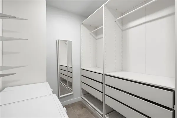 $679,900 | 121 West 48th Street, Unit 1504, Kansas City, MO 64112