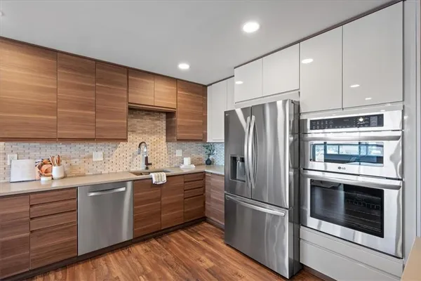 $679,900 | 121 West 48th Street, Unit 1504, Kansas City, MO 64112