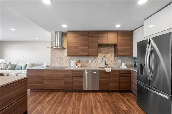 $679,900 | 121 West 48th Street, Unit 1504, Kansas City, MO 64112