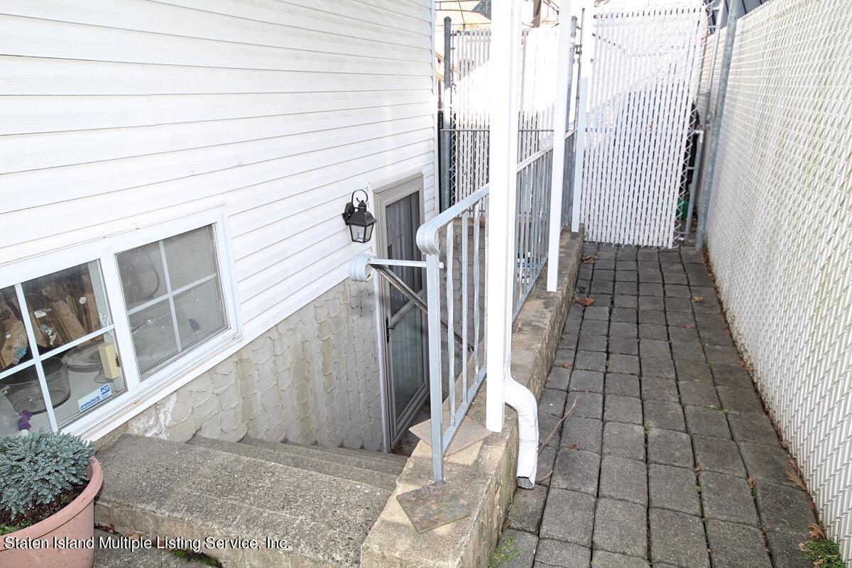 367 Willowbrook Road Staten Island, NY 10314 - Photo 14 of 15 IMG_3135