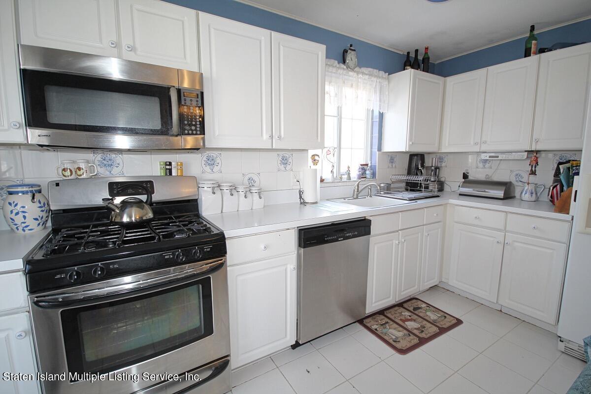 367 Willowbrook Road Staten Island, NY 10314 - Photo 2 of 15 IMG_3023