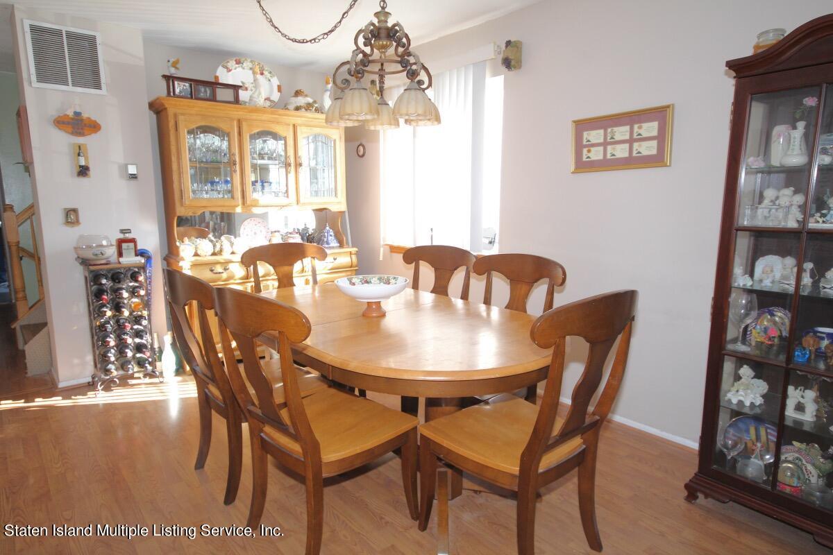 367 Willowbrook Road Staten Island, NY 10314 - Photo 5 of 15 IMG_2988